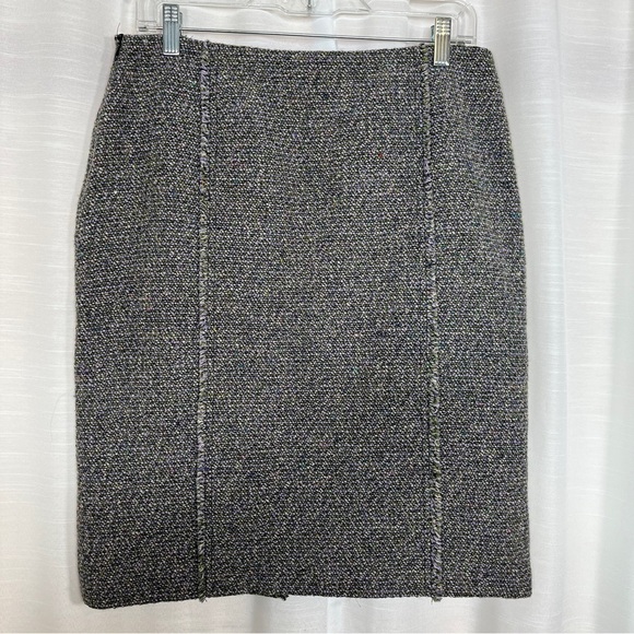 Tribal tweed pencil skirt with a front zipper slit - Picture 6 of 8